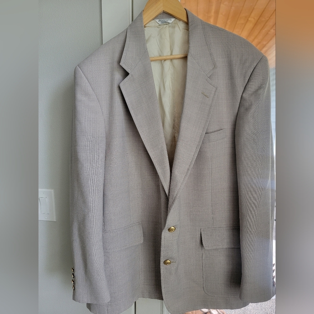 John Weitz Tan Sport Coat with Gold Buttons